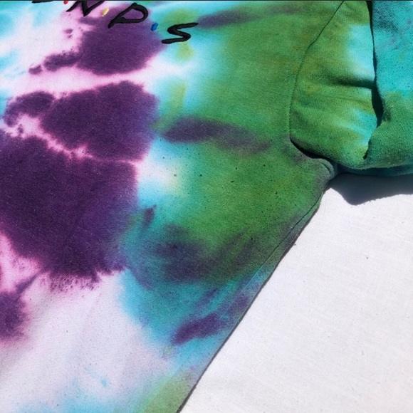 FRIENDS Sitcom H&M Tie Dye Crewneck Sweatshirt LARGE - Picture 2 of 4